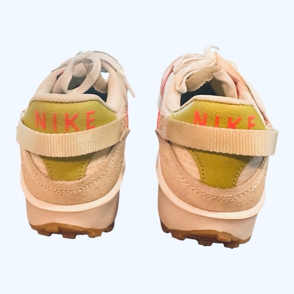 NIKE Waffle Debut Sneakers | Size 9 | White/Hot Punch-Bright C - Picture 8 of 9